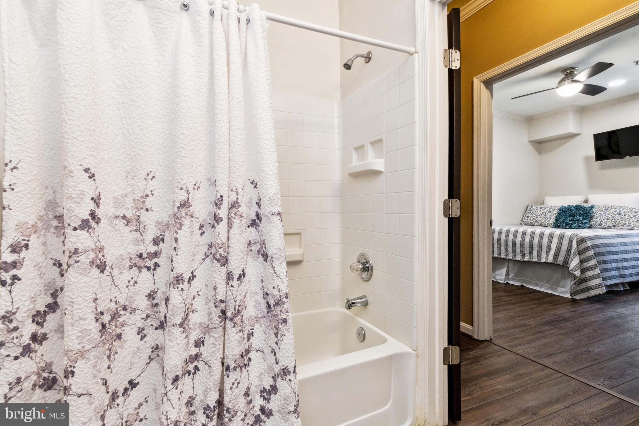 34 Harbour Heights Dr