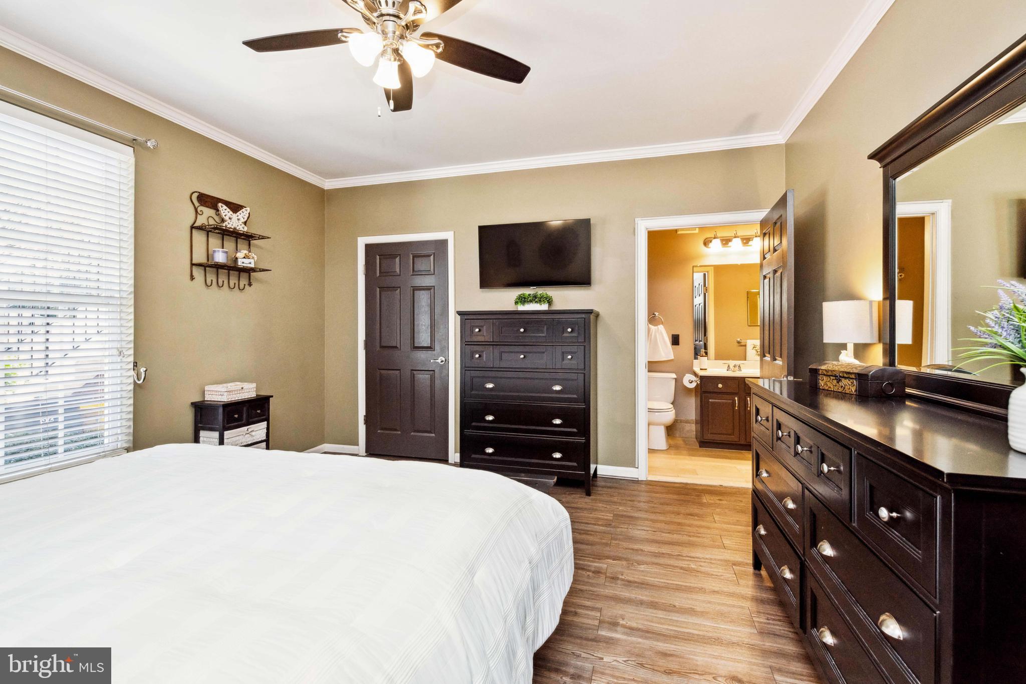 34 Harbour Heights Dr