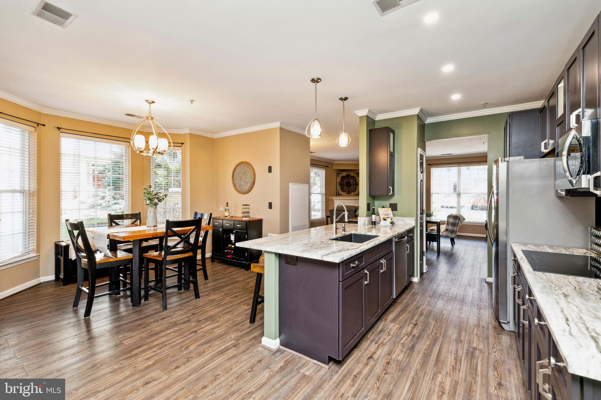 34 Harbour Heights Dr