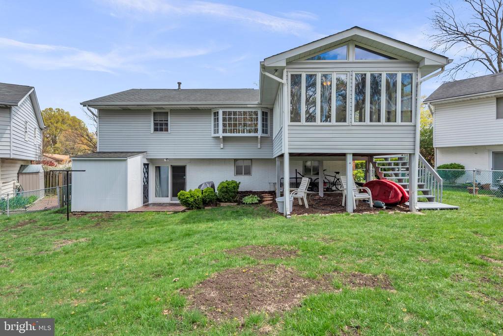 8220 Sherbrooke Ct