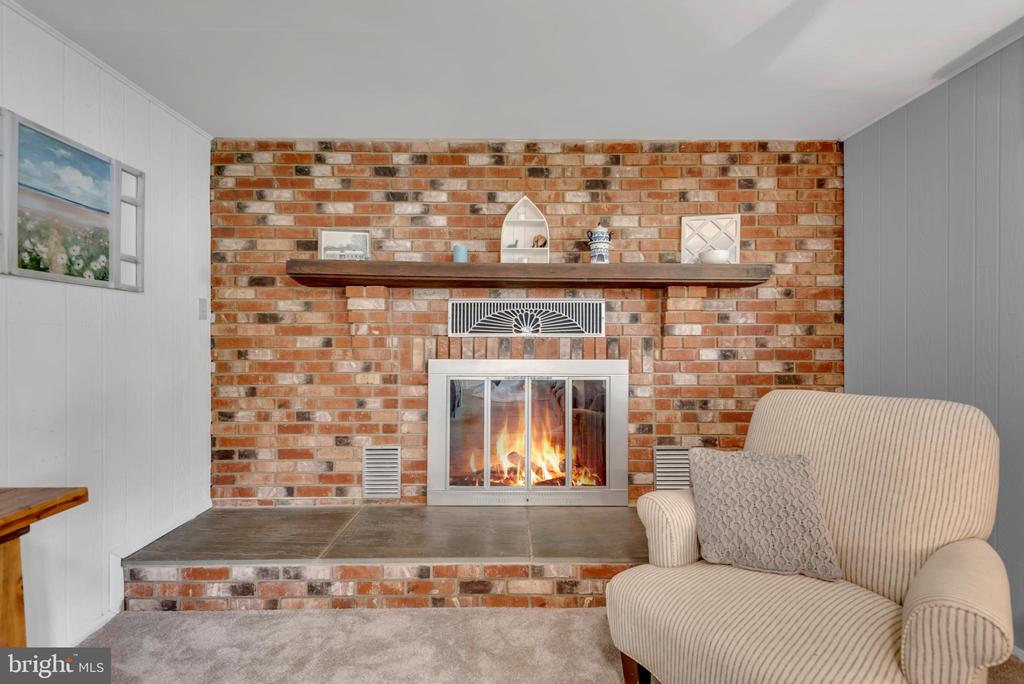 8220 Sherbrooke Ct