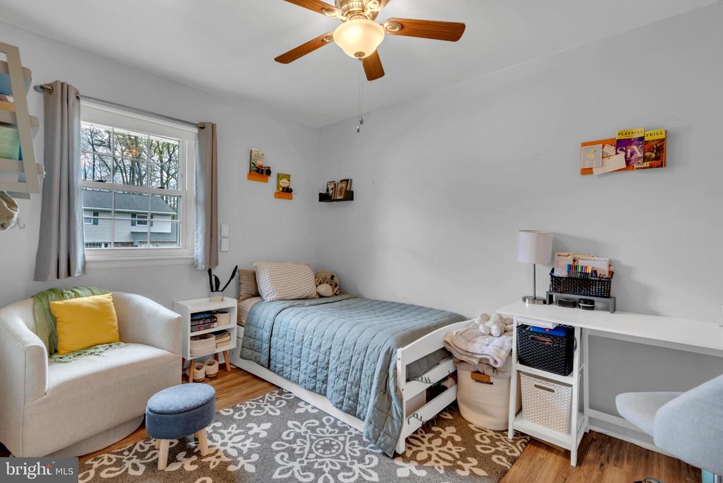 8220 Sherbrooke Ct