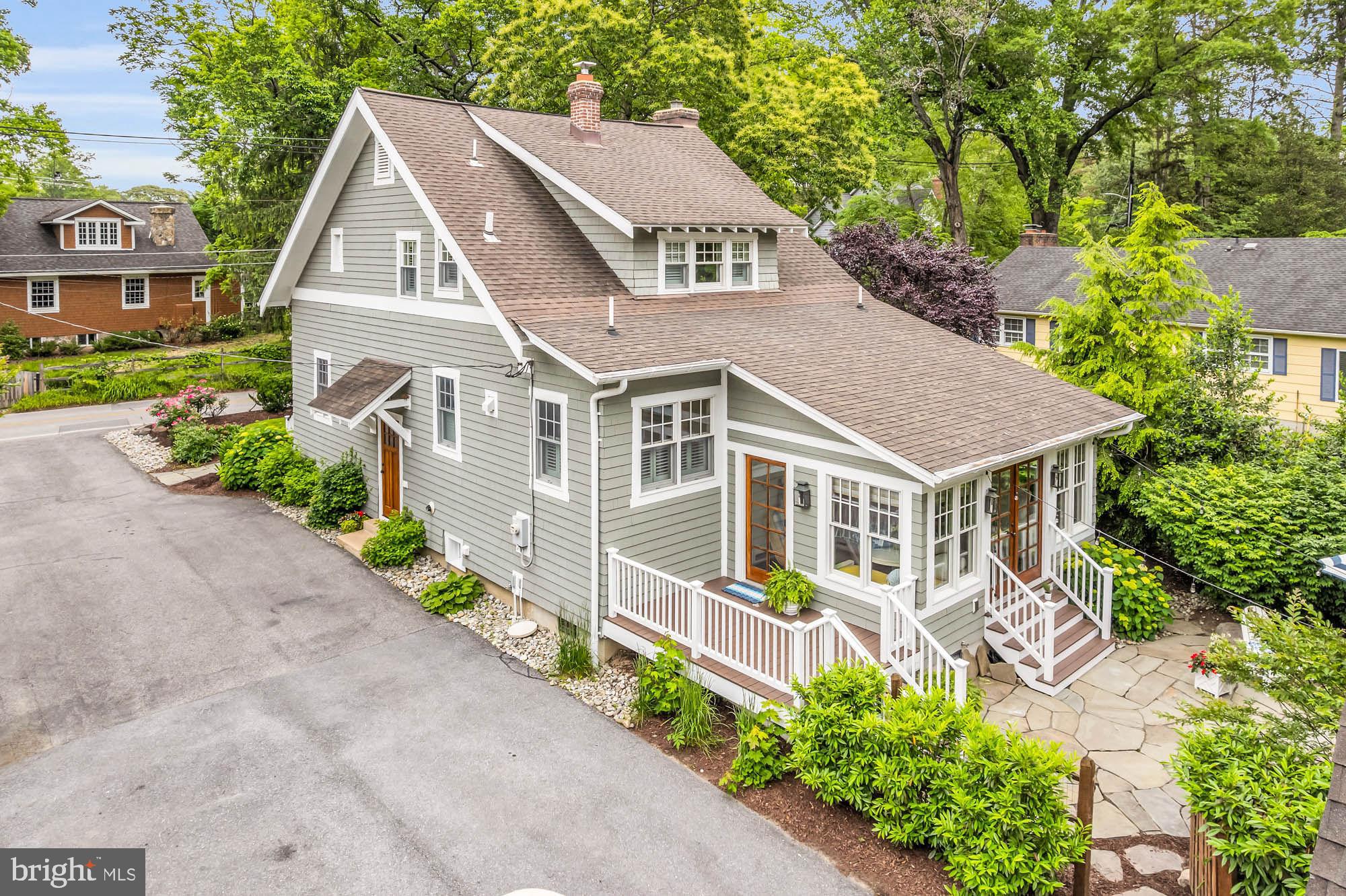 110 Old County Rd