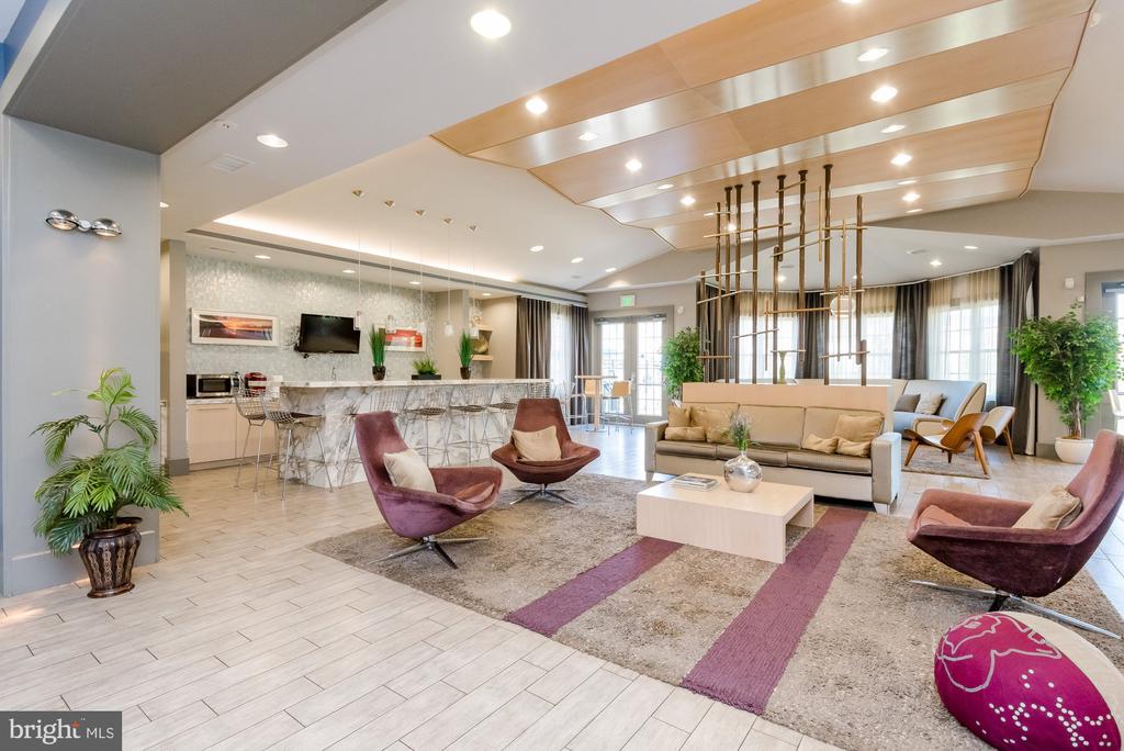507 Bluffton Dr
