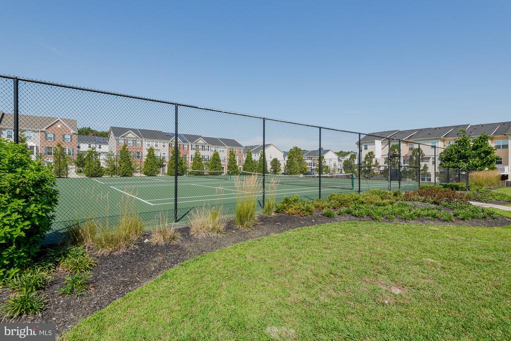 507 Bluffton Dr