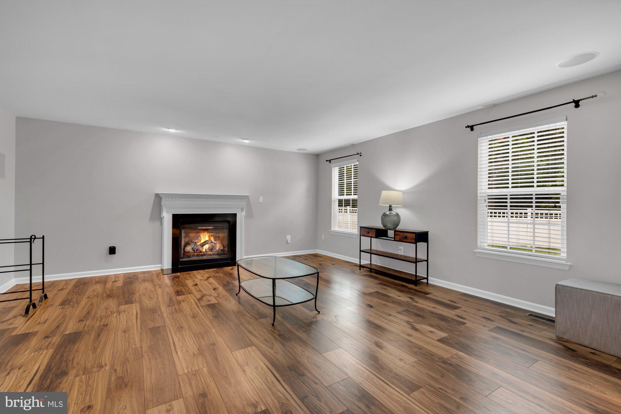 52 Richard Ave