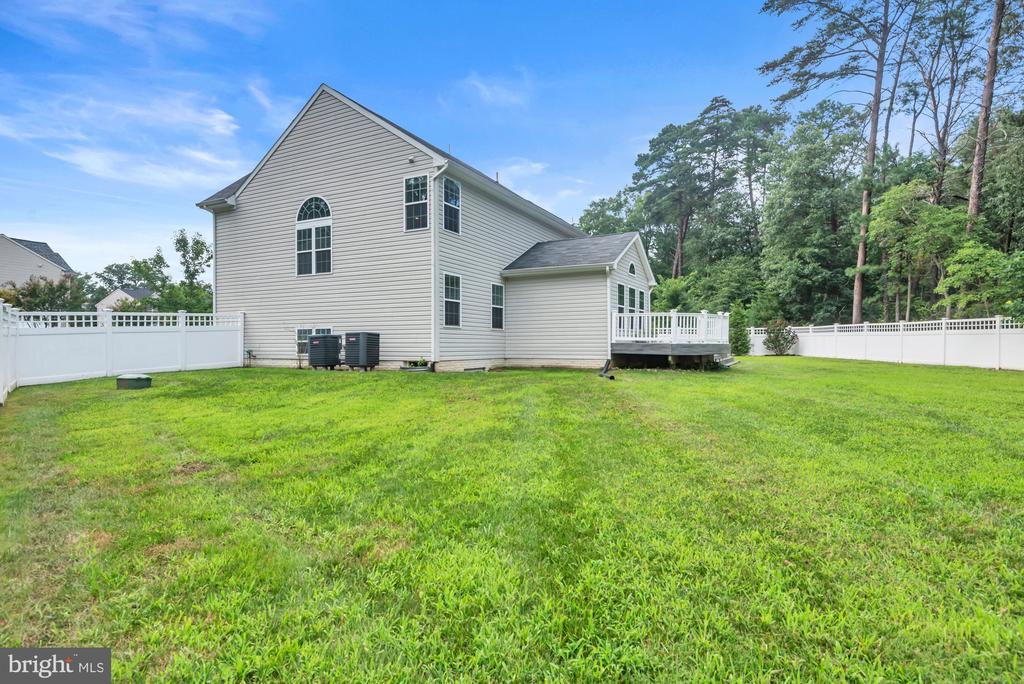 52 Richard Ave