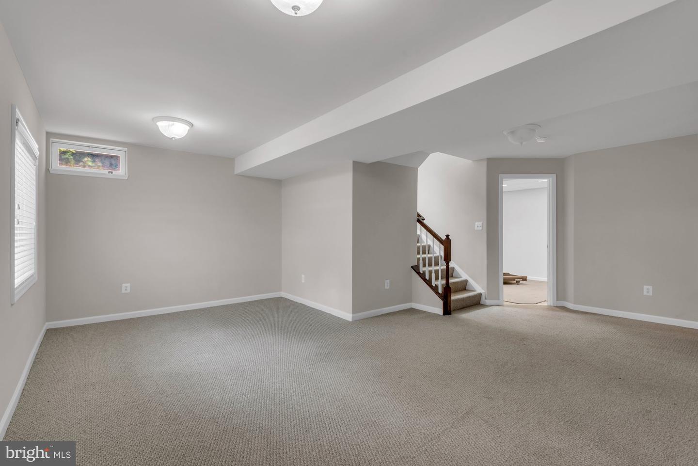 52 Richard Ave