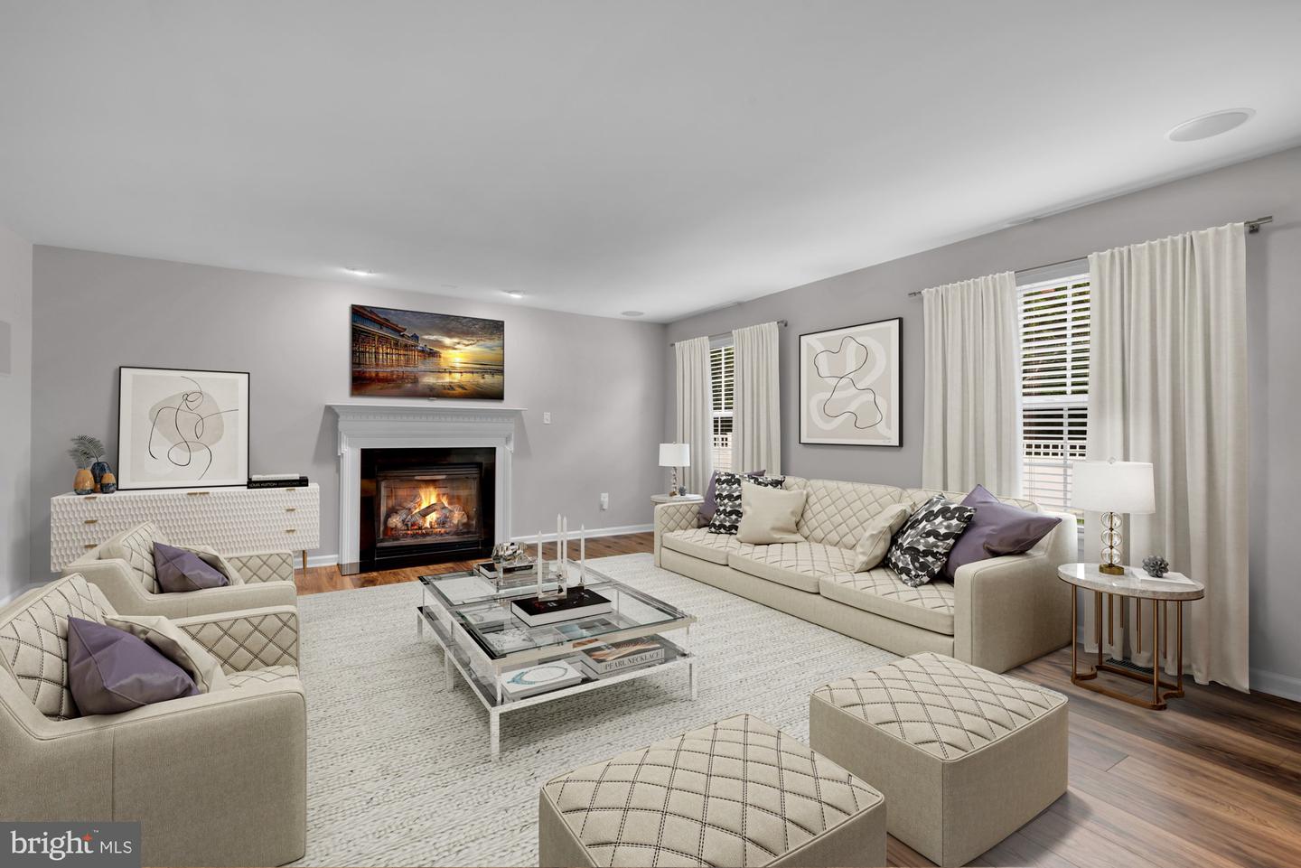 52 Richard Ave