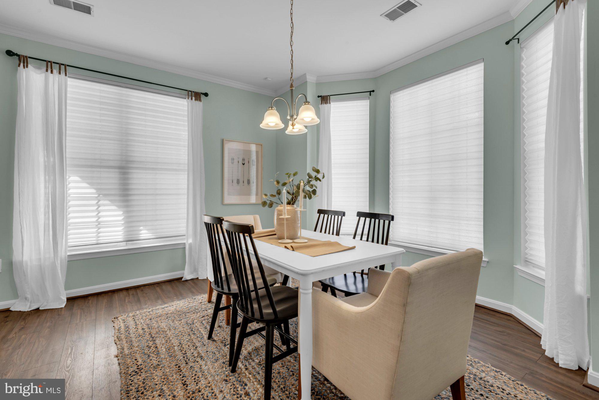 34 HARBOUR HEIGHTS DRIVE