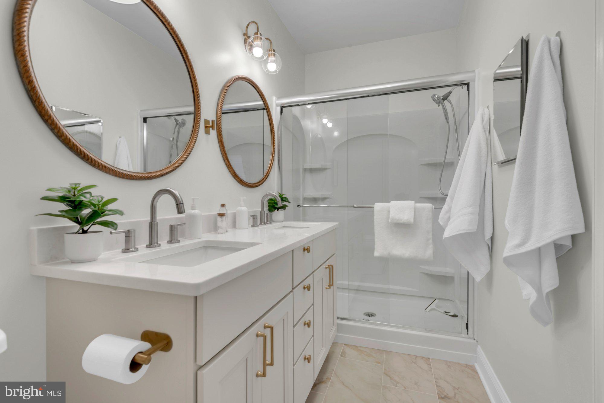 34 HARBOUR HEIGHTS DRIVE