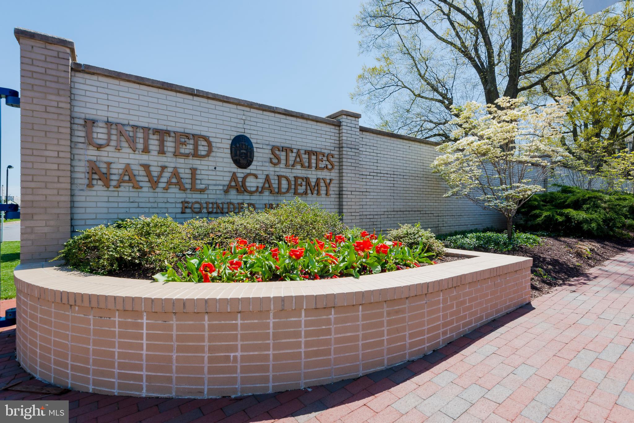 34 HARBOUR HEIGHTS DRIVE