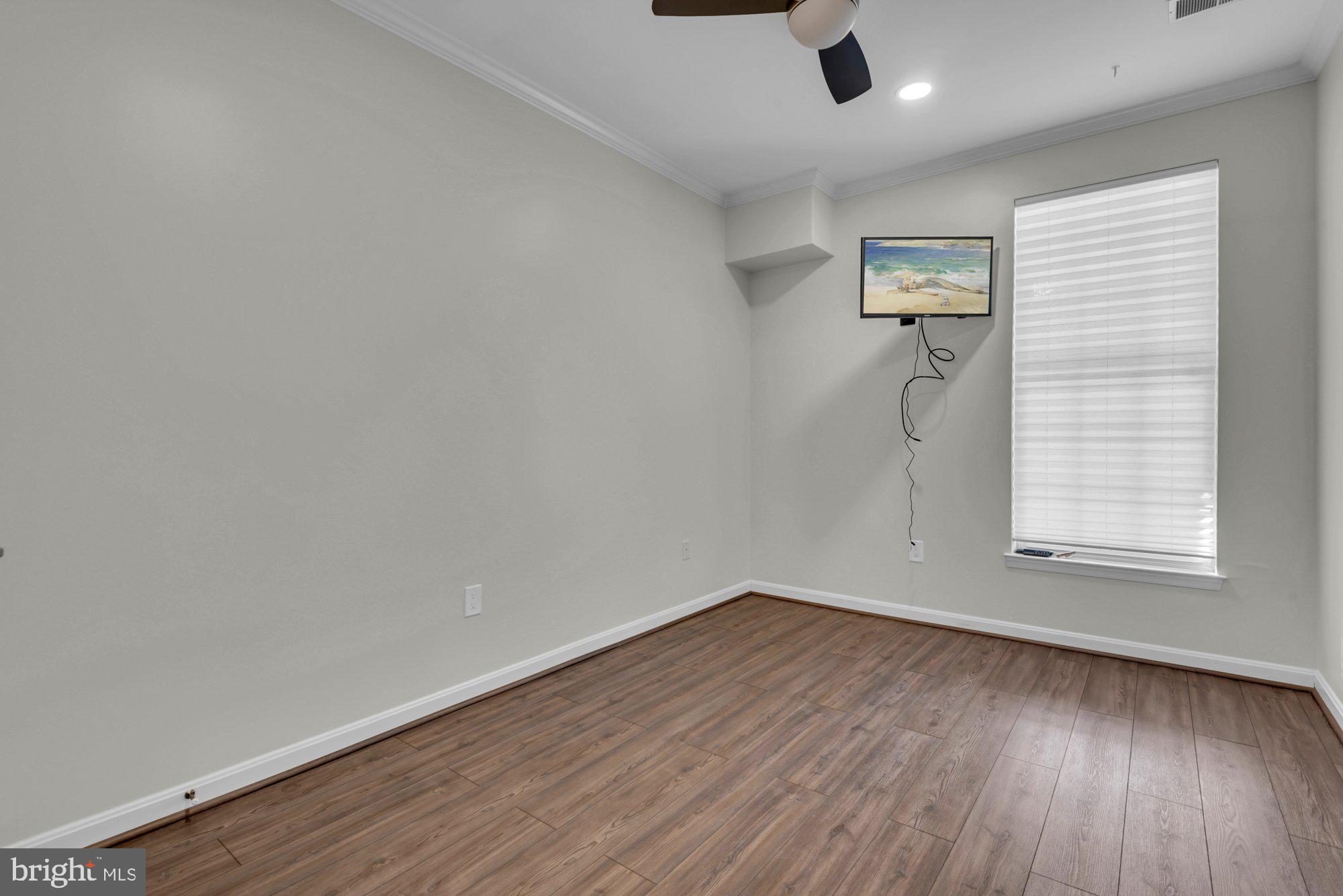 34 HARBOUR HEIGHTS DRIVE