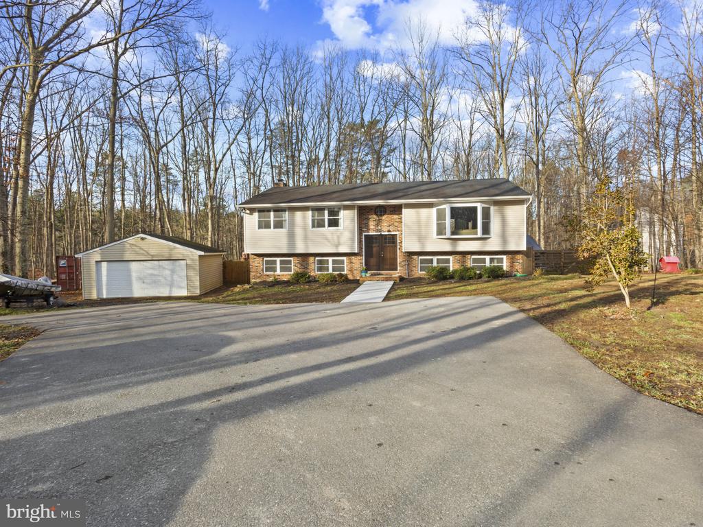 1371 DICUS MILL ROAD