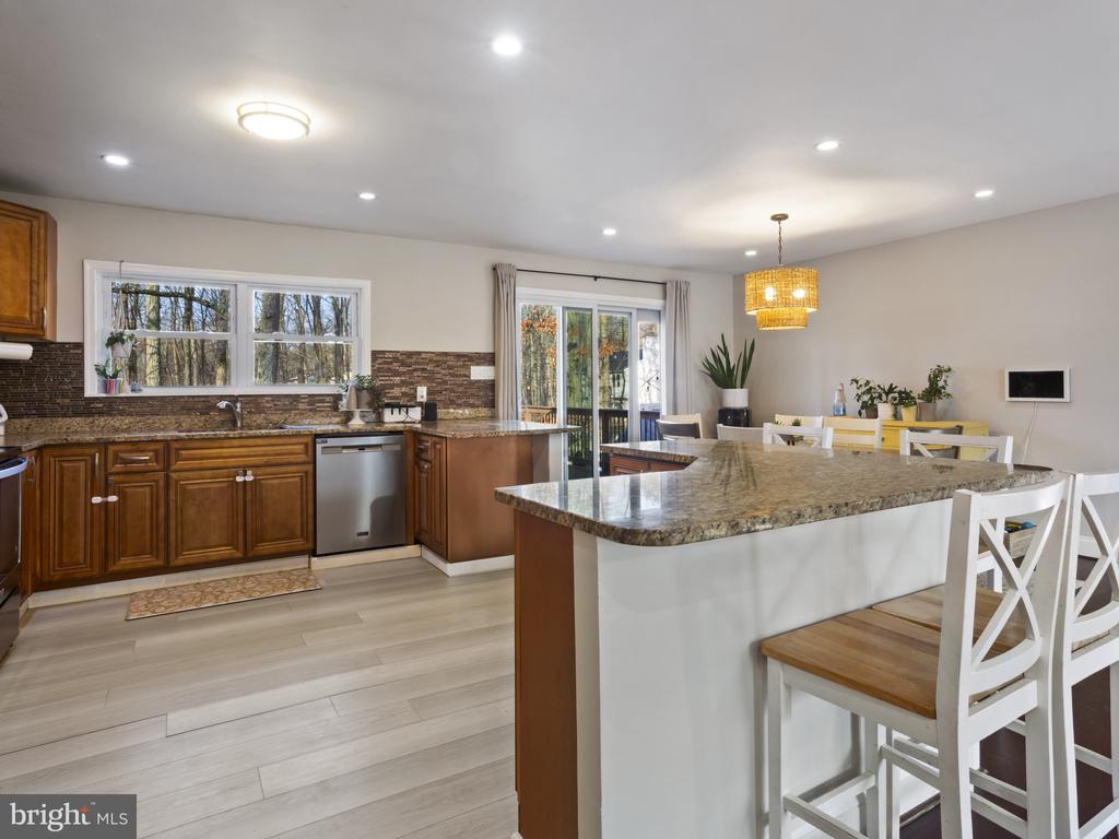 1371 DICUS MILL ROAD