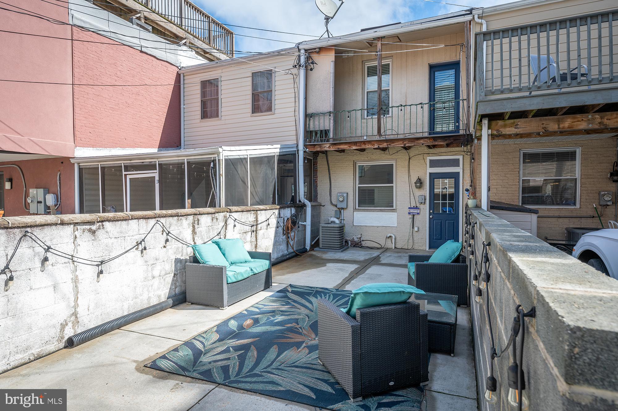 904 Fagley St