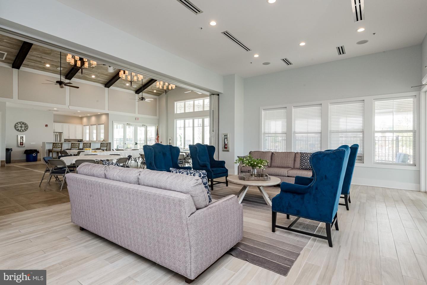 312 Topside Dr #223