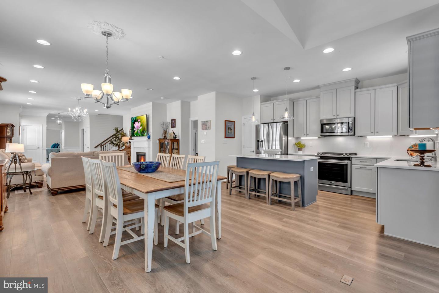 312 Topside Dr #223