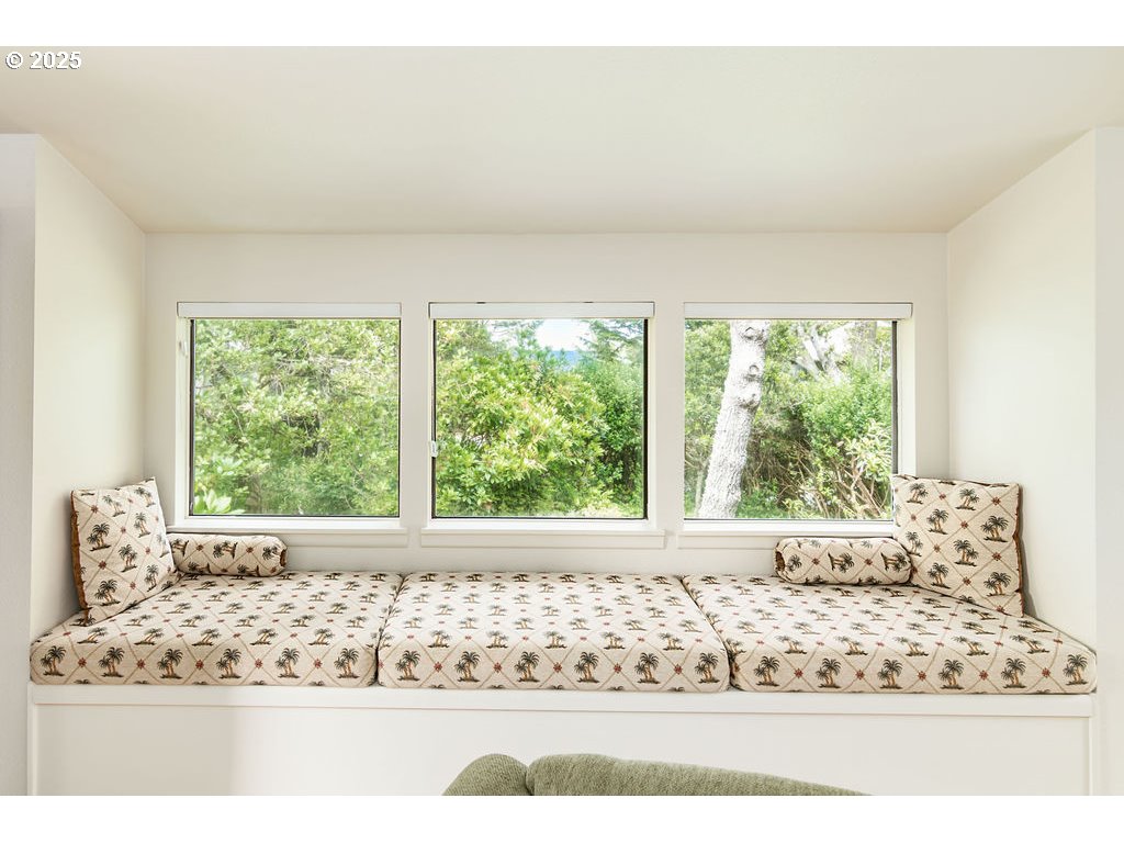 131 E BAY POINT RD