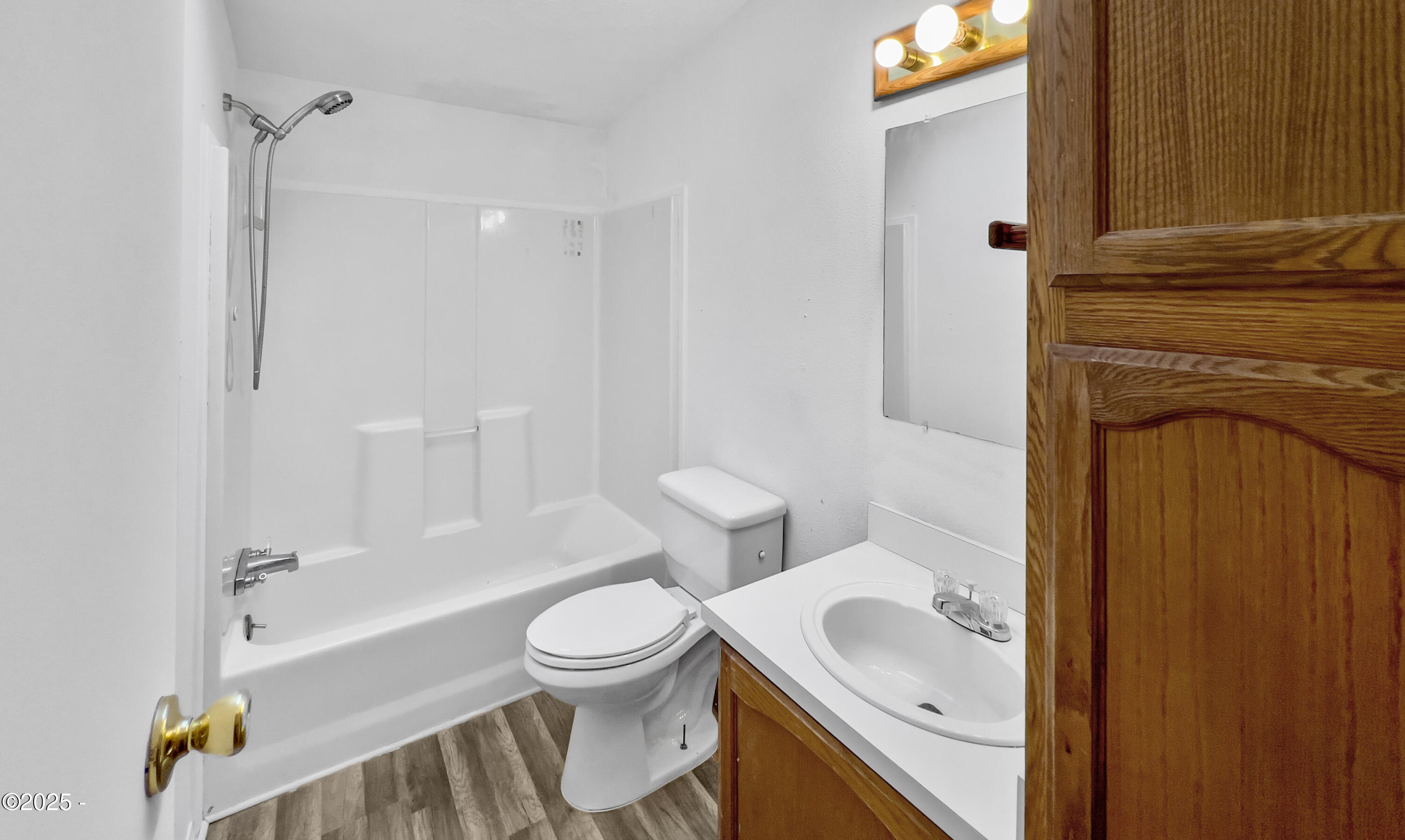 100 Seagrove Loop