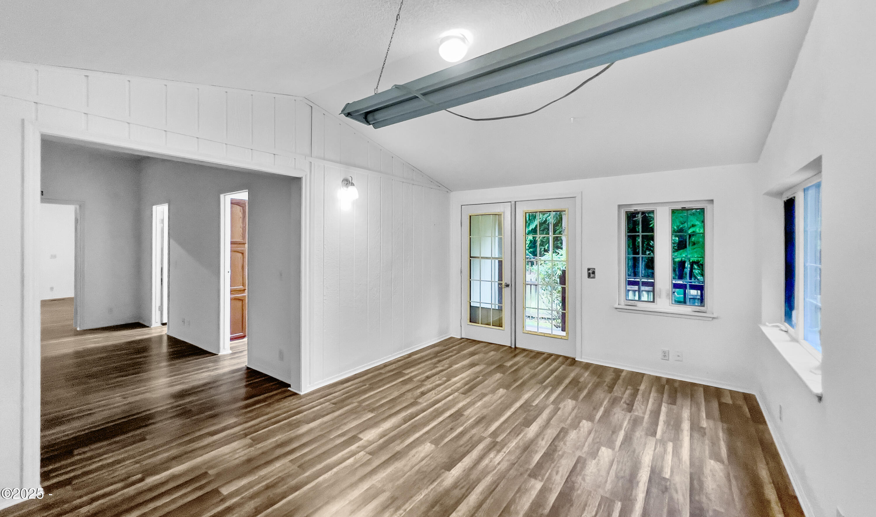 100 Seagrove Loop