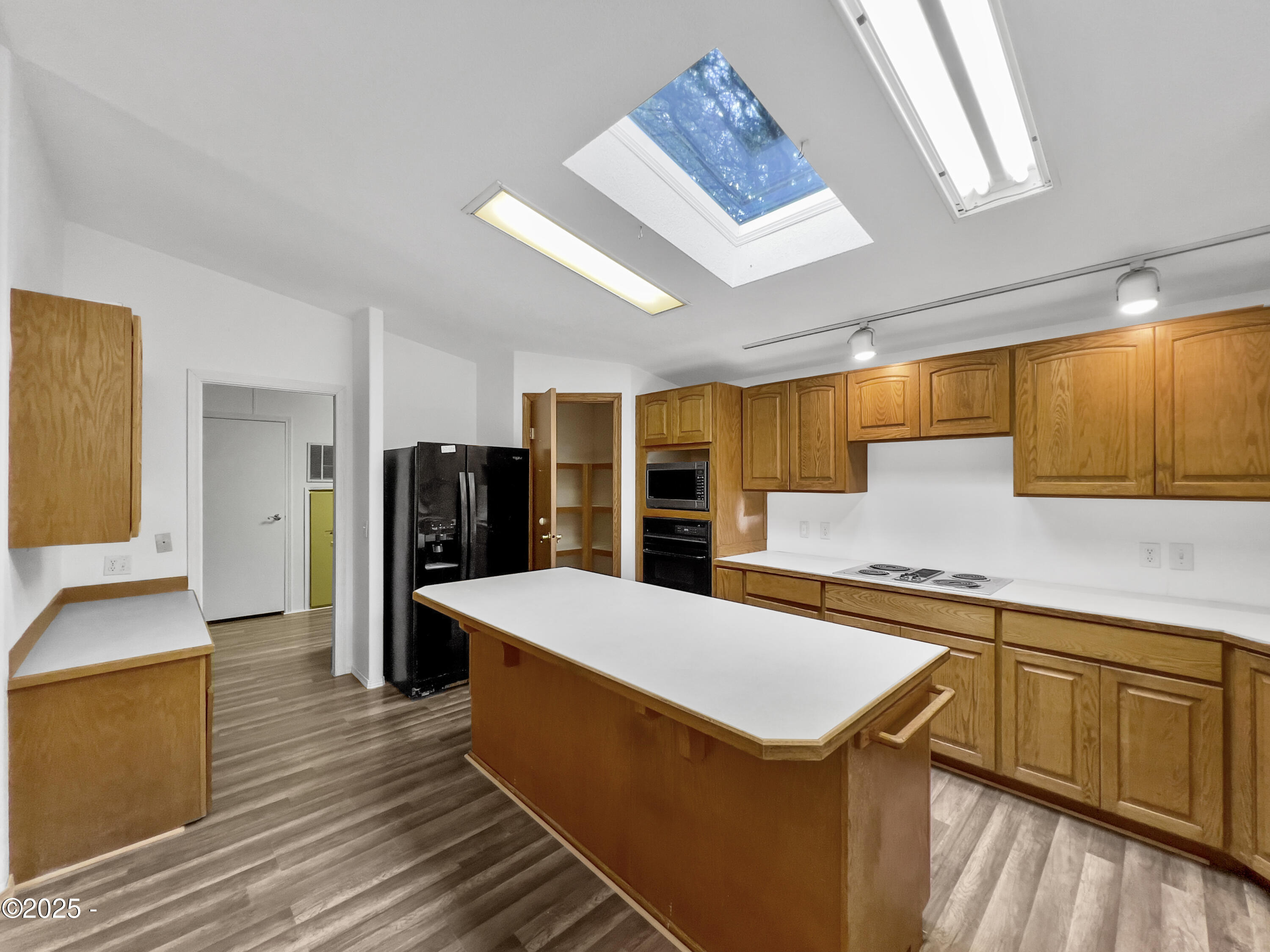 100 Seagrove Loop