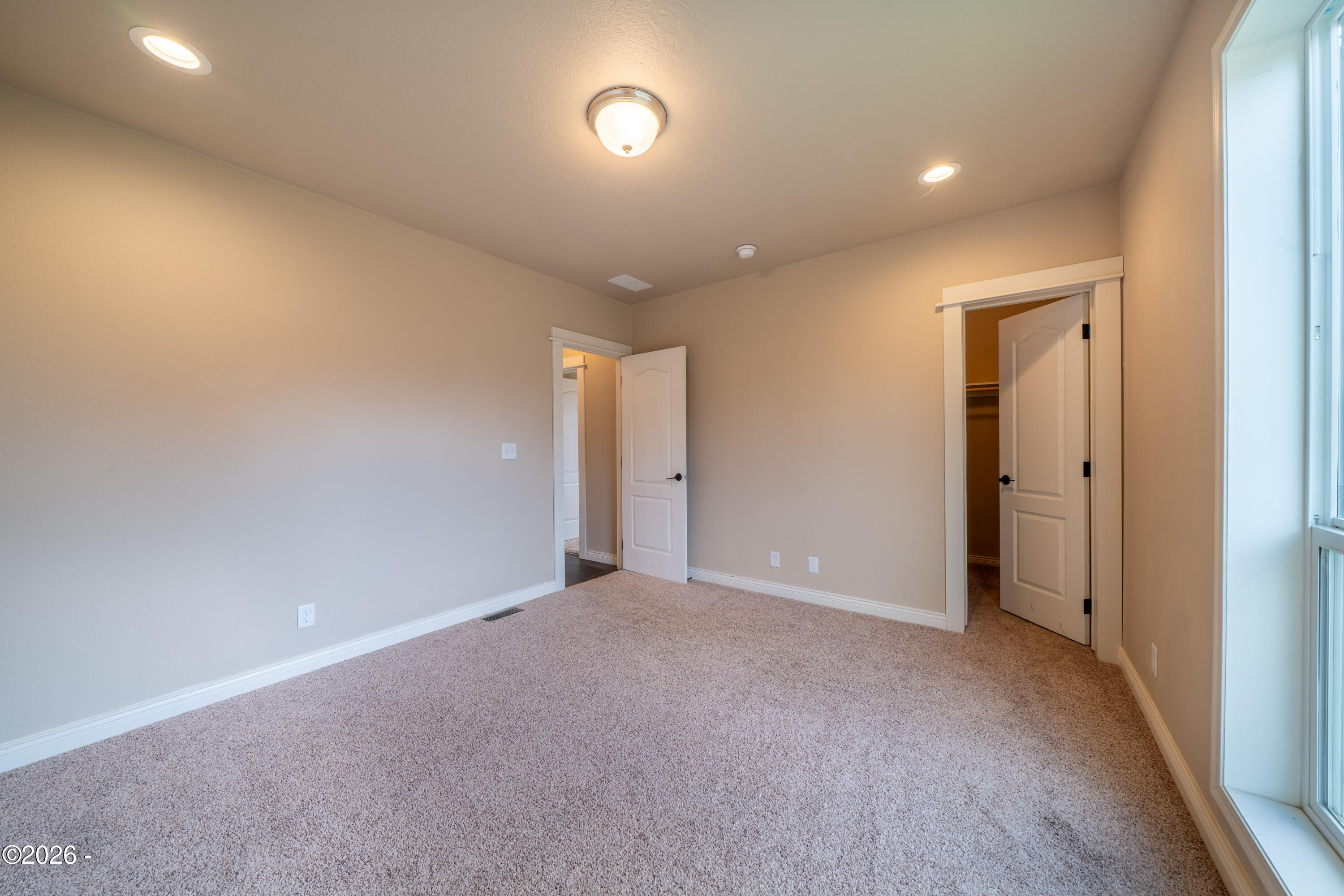 105 N Durette Drive