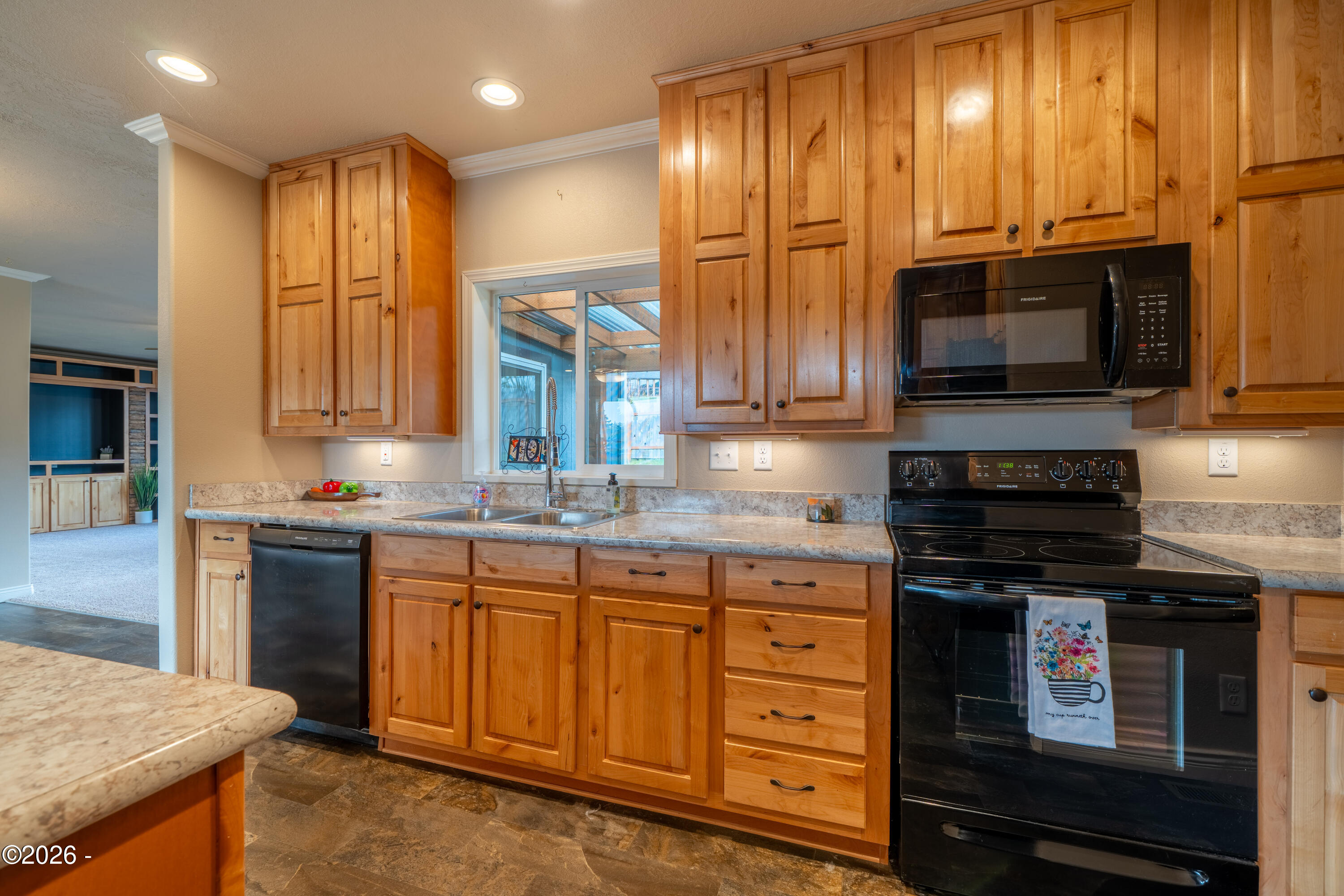 105 N Durette Drive