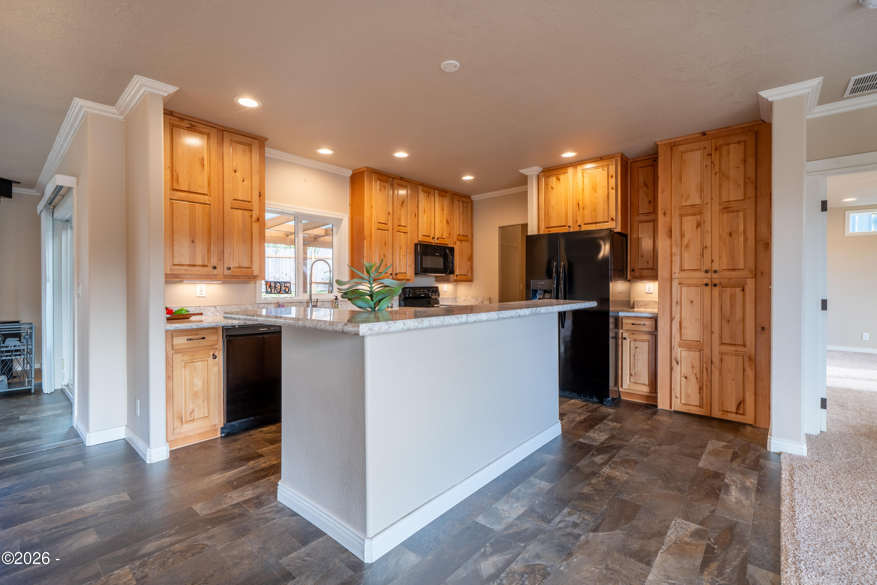 105 N Durette Drive