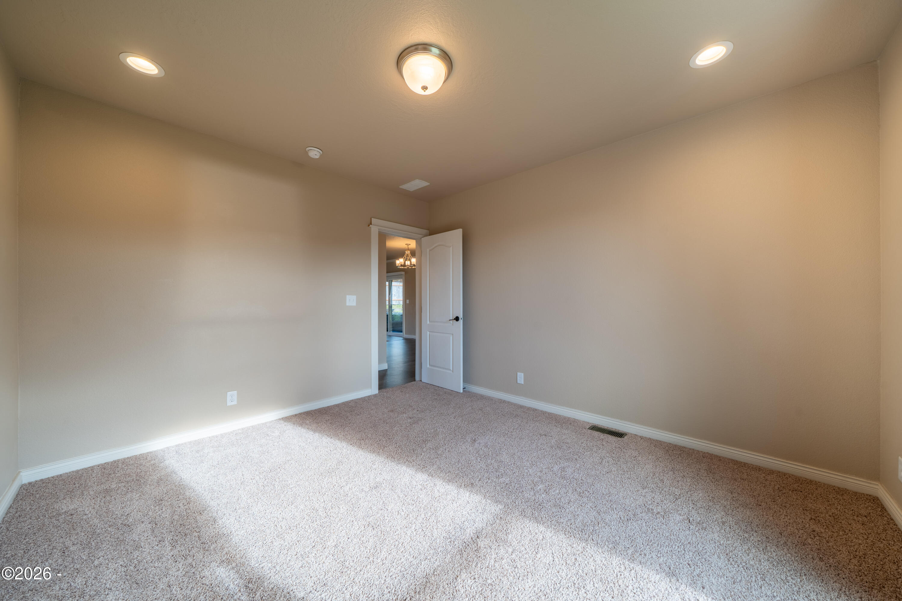 105 N Durette Drive