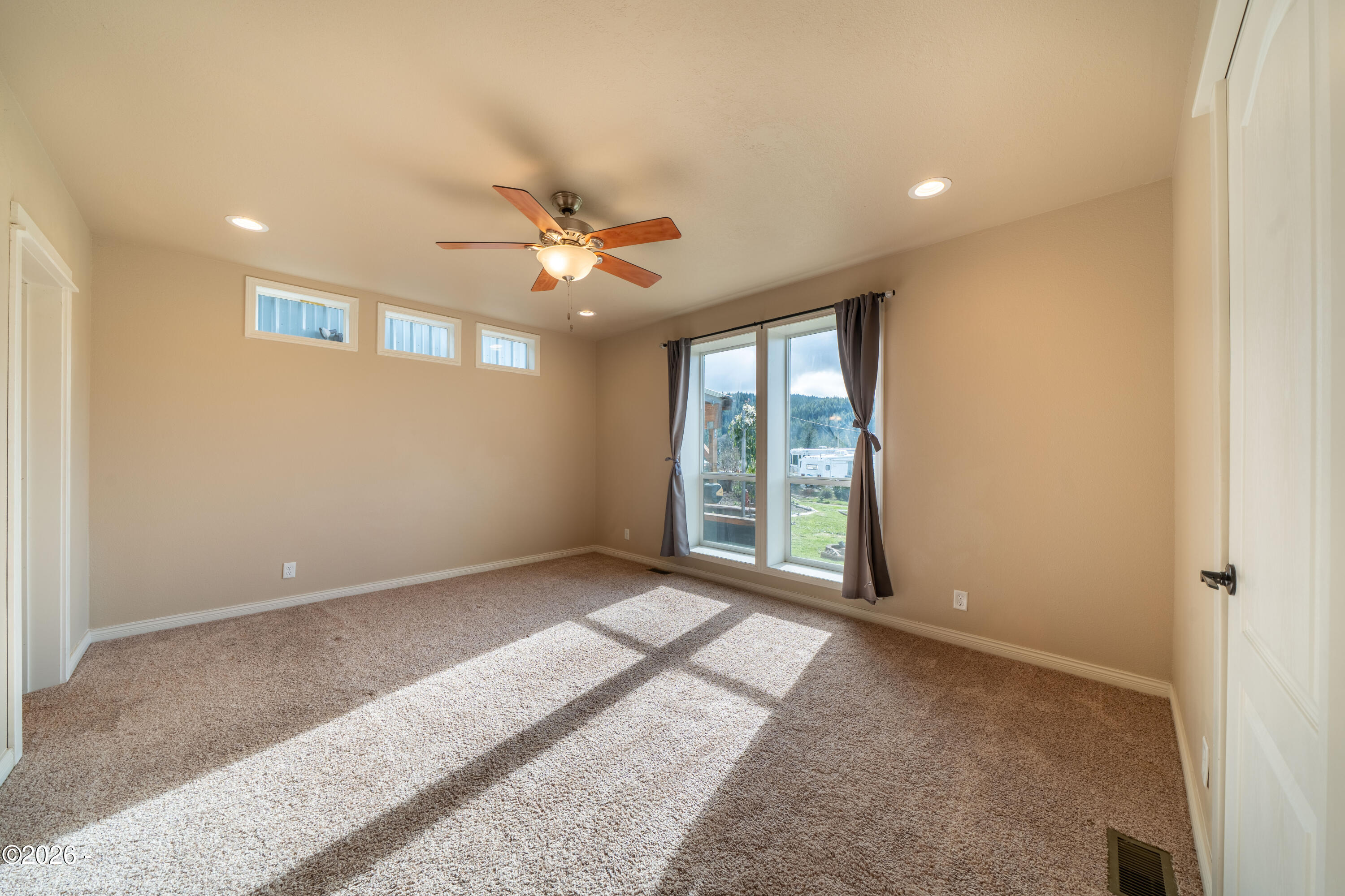 105 N Durette Drive