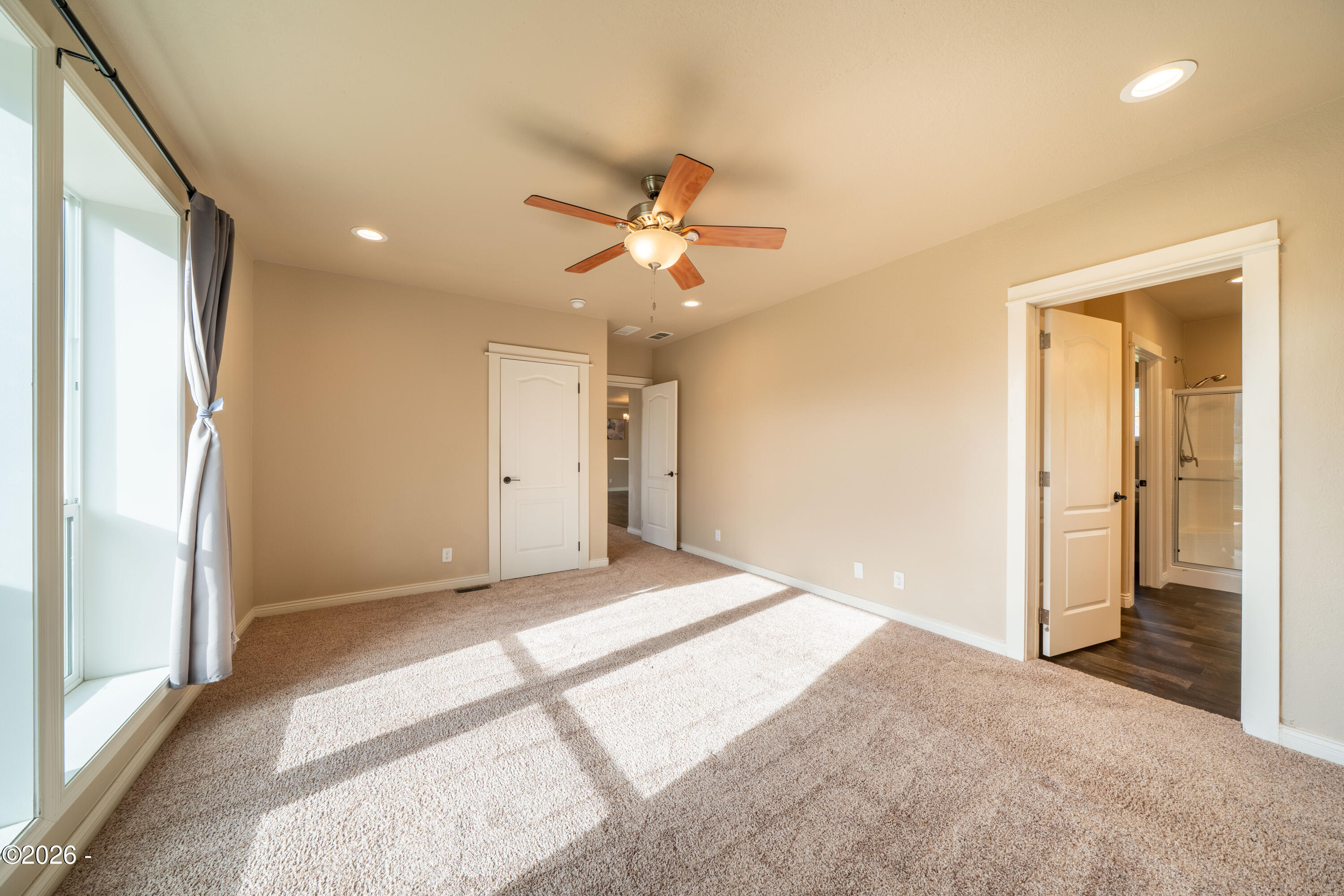105 N Durette Drive