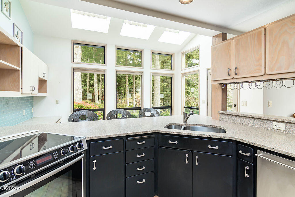 450 Summit View Lane