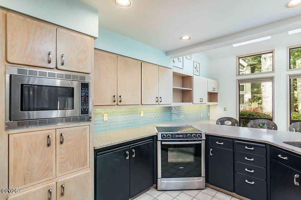 450 Summit View Lane