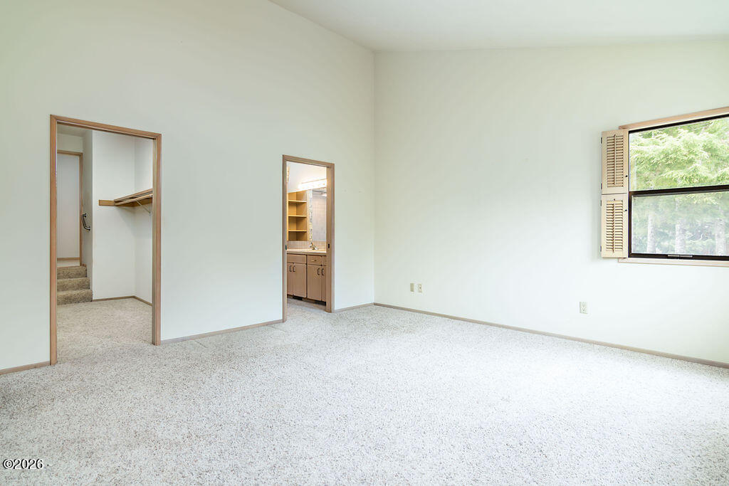 450 Summit View Lane