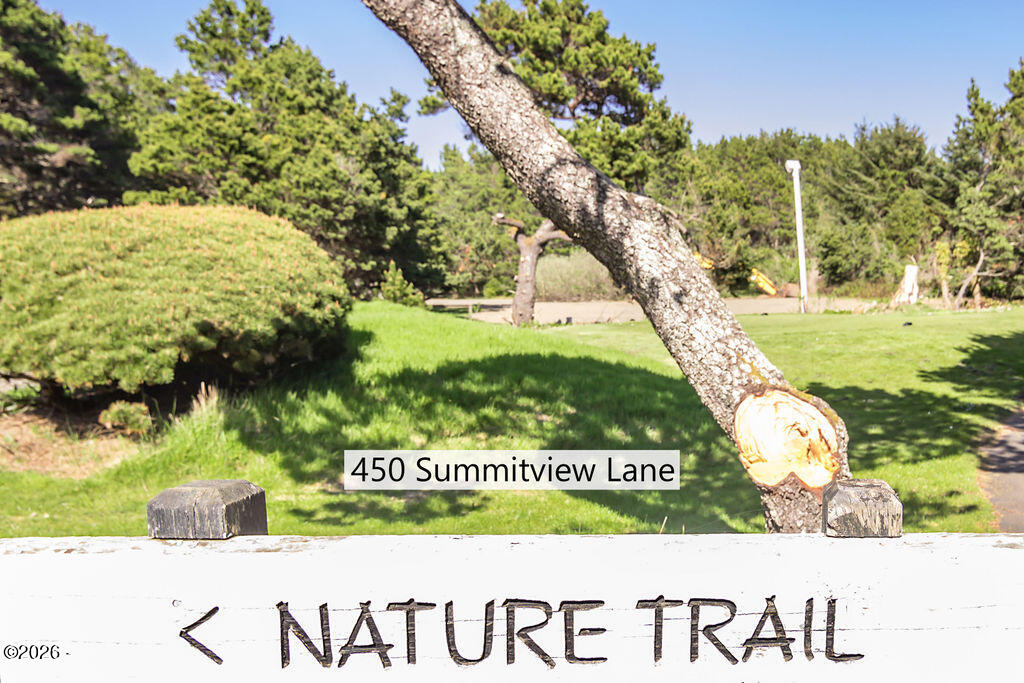 450 Summit View Lane