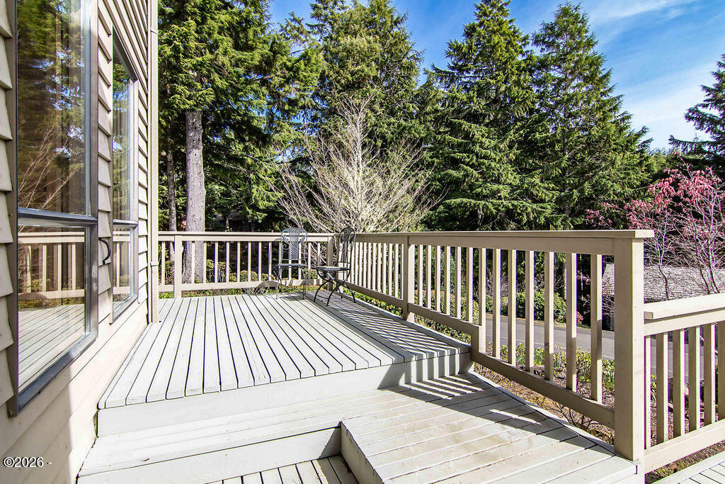 450 Summit View Lane