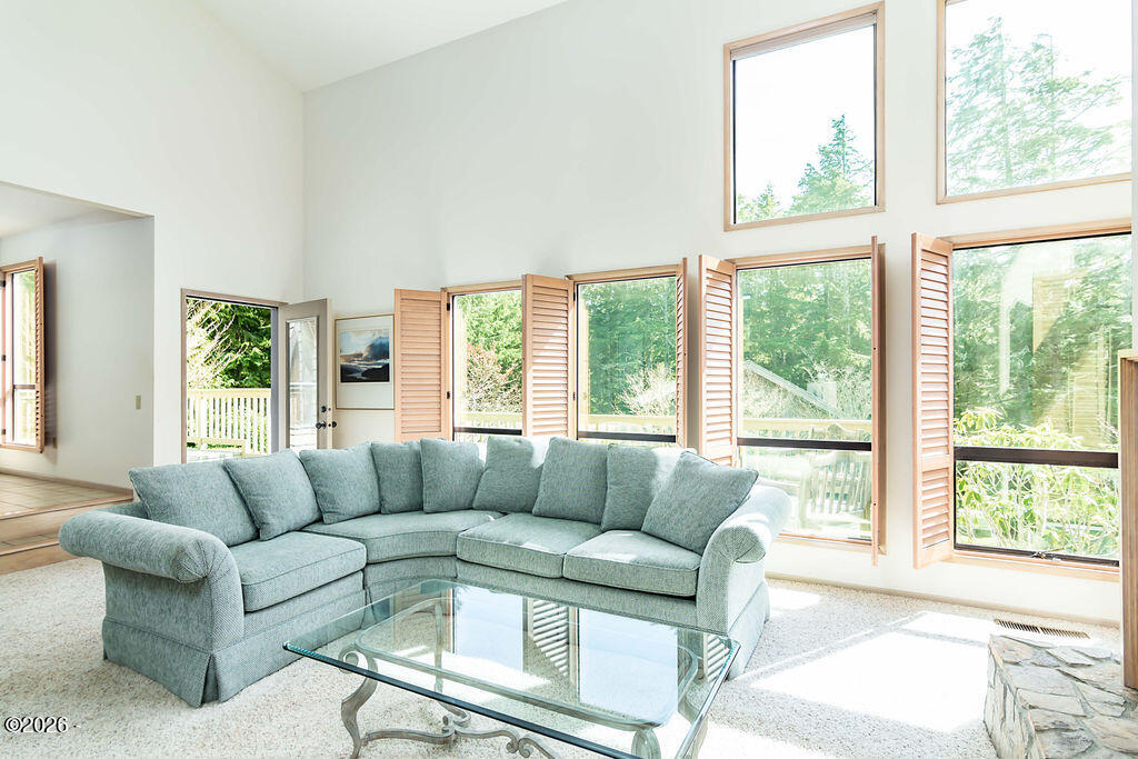 450 Summit View Lane