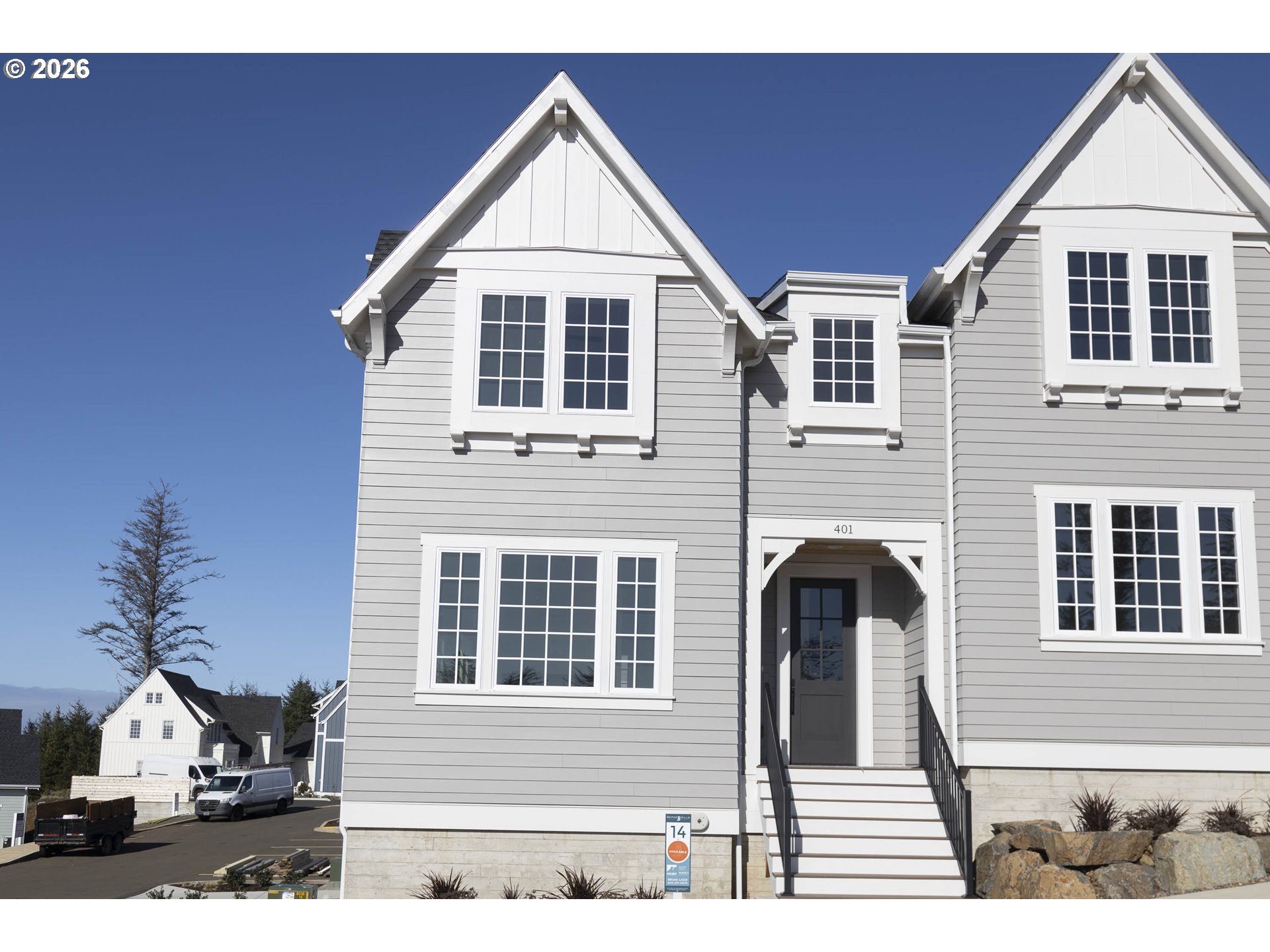 401 NE MOONWAKE LN 14