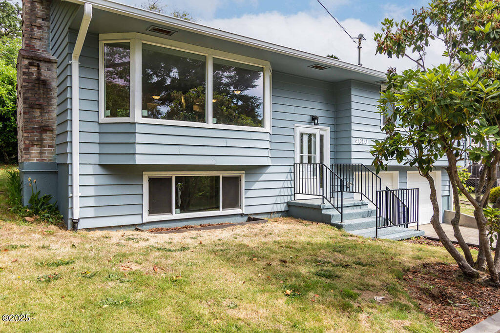 4810 SW 48th Court