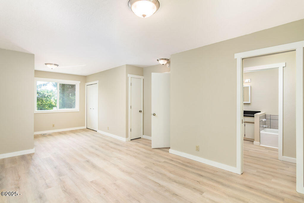 4810 SW 48th Court