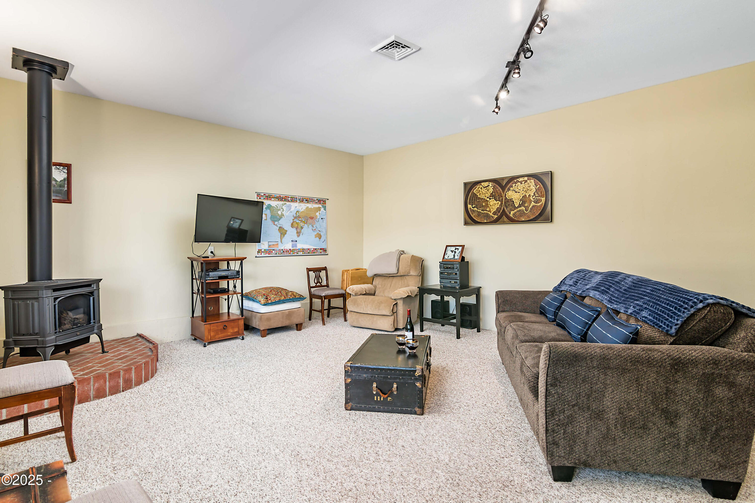 3449 NE West Devils Lake Road