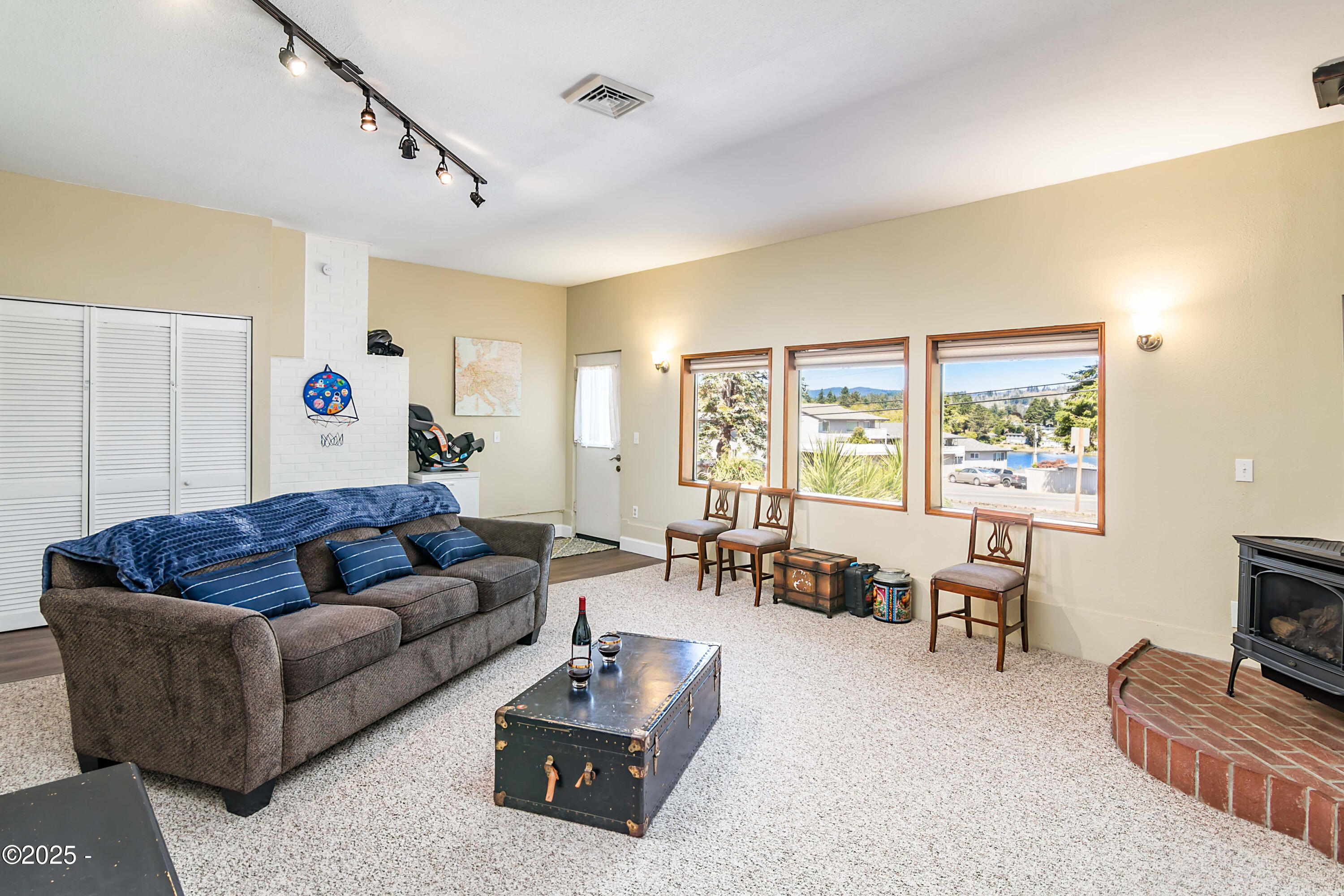 3449 NE West Devils Lake Road