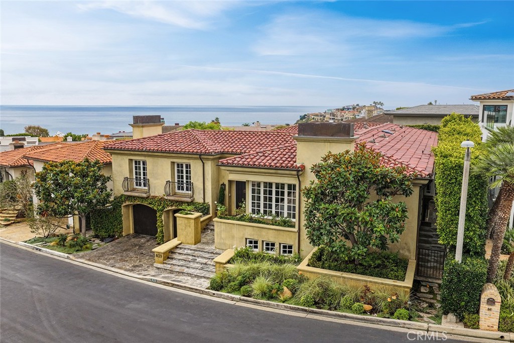 839 Emerald Bay