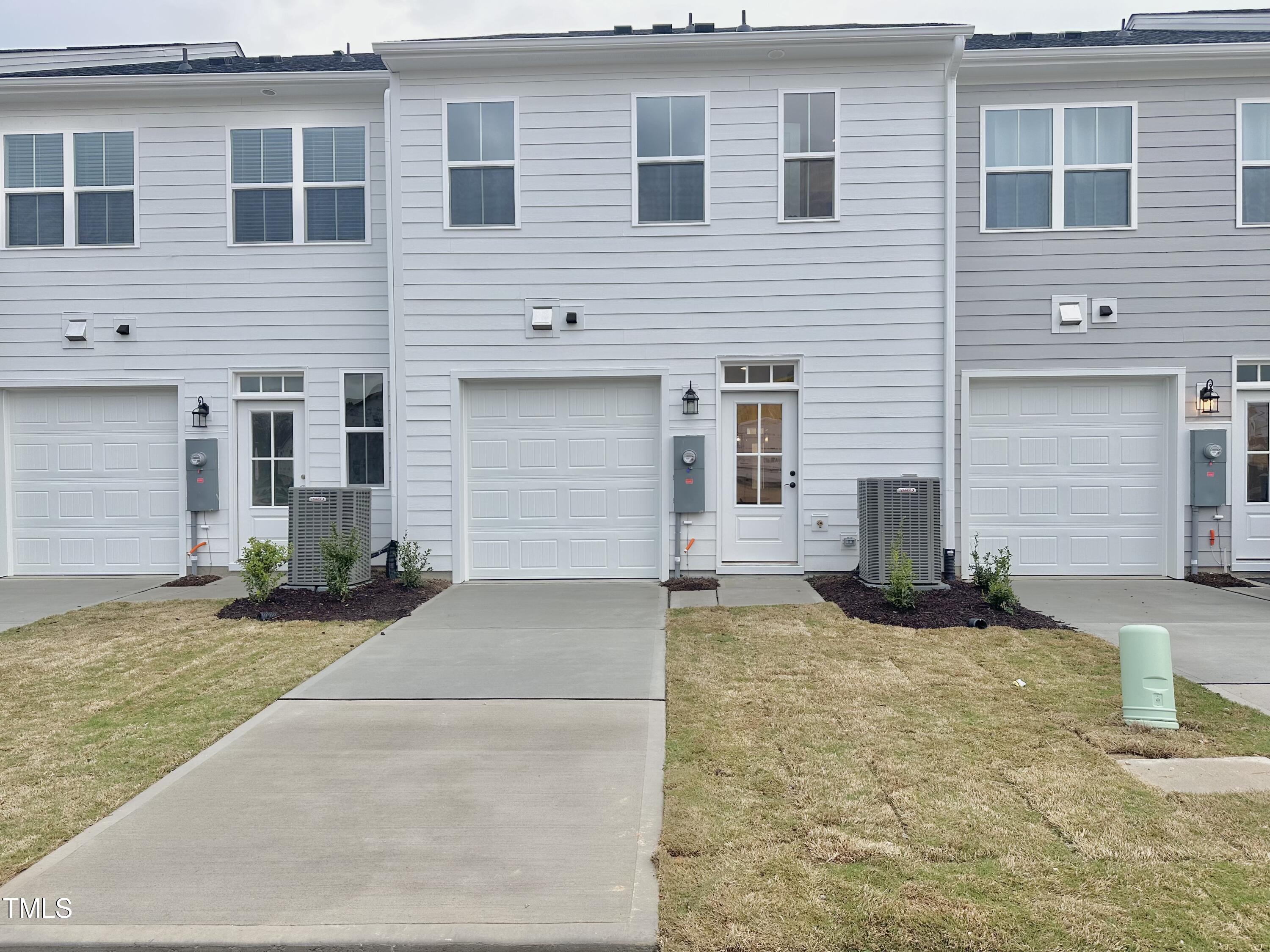 1828 Piney Falls Drive