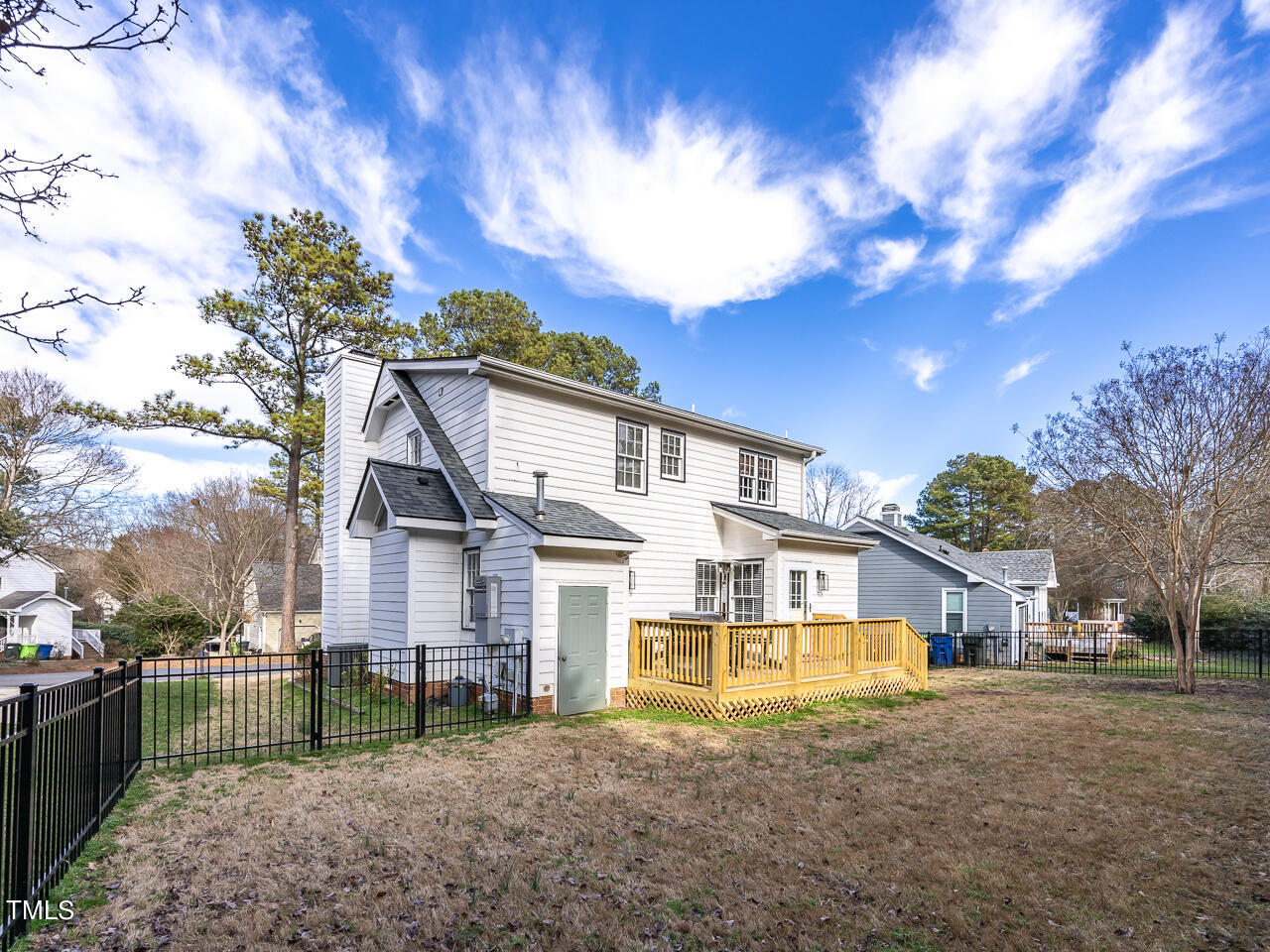 7105 Kinross Drive