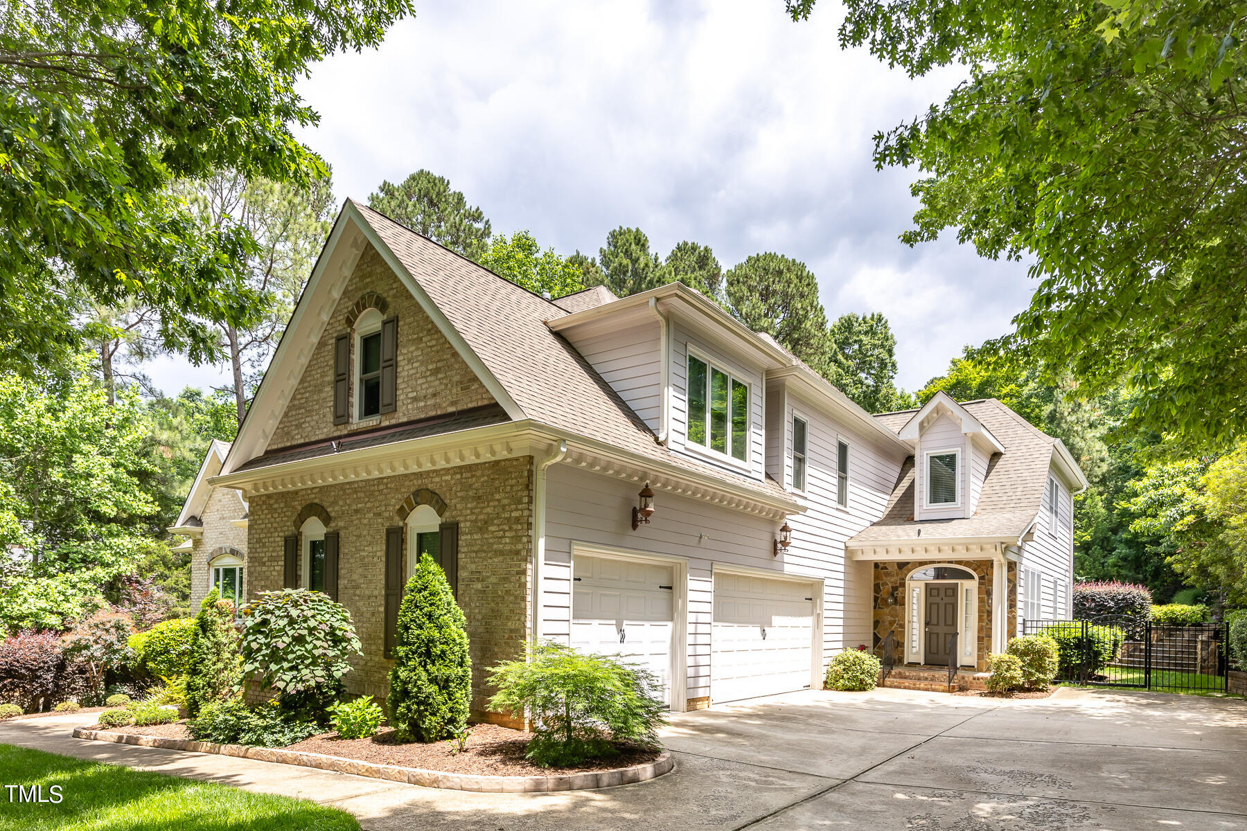 1036 Hawk Hollow Lane