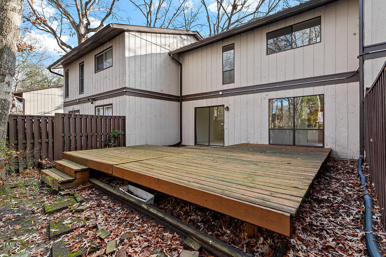 3909 Wendy Lane