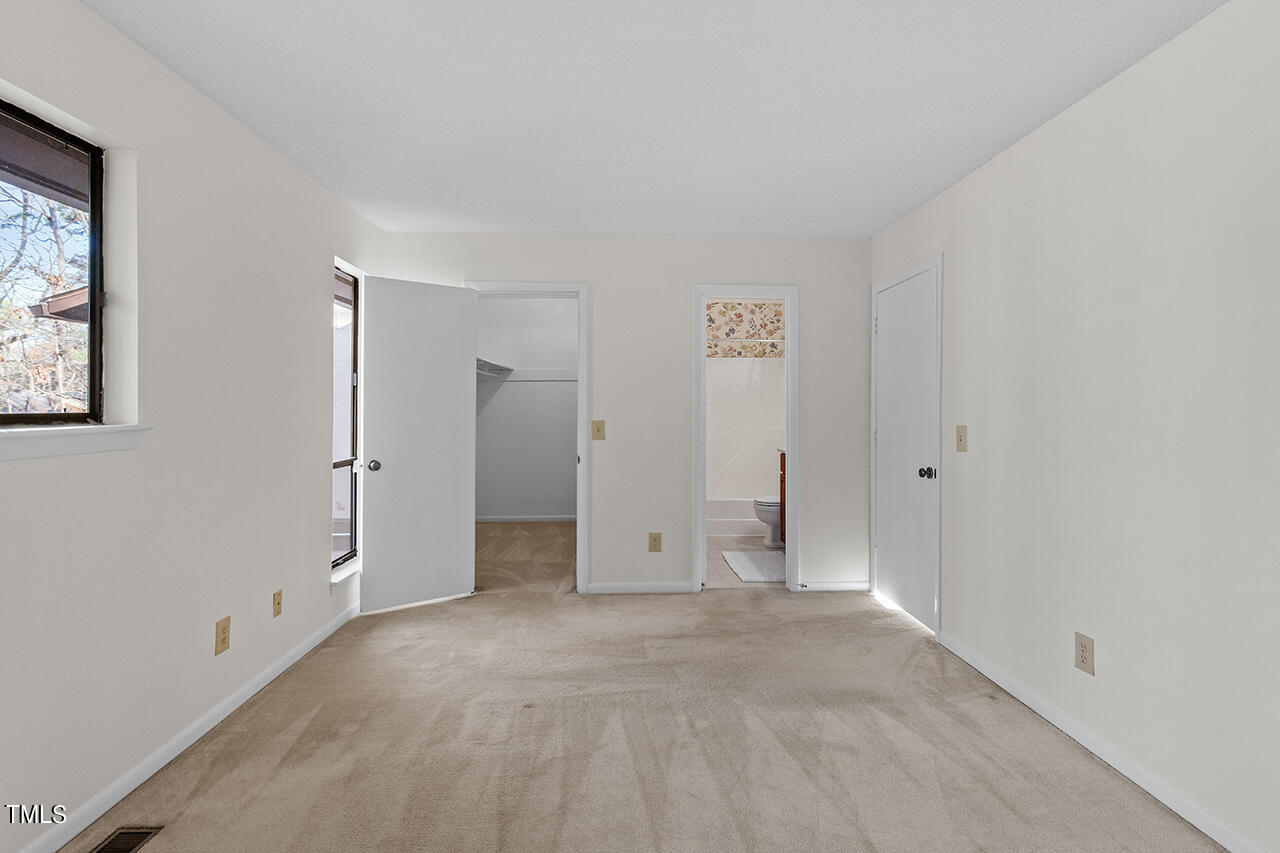 3909 Wendy Lane