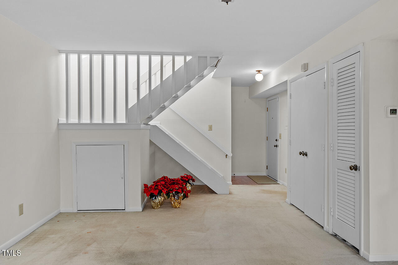 3909 Wendy Lane